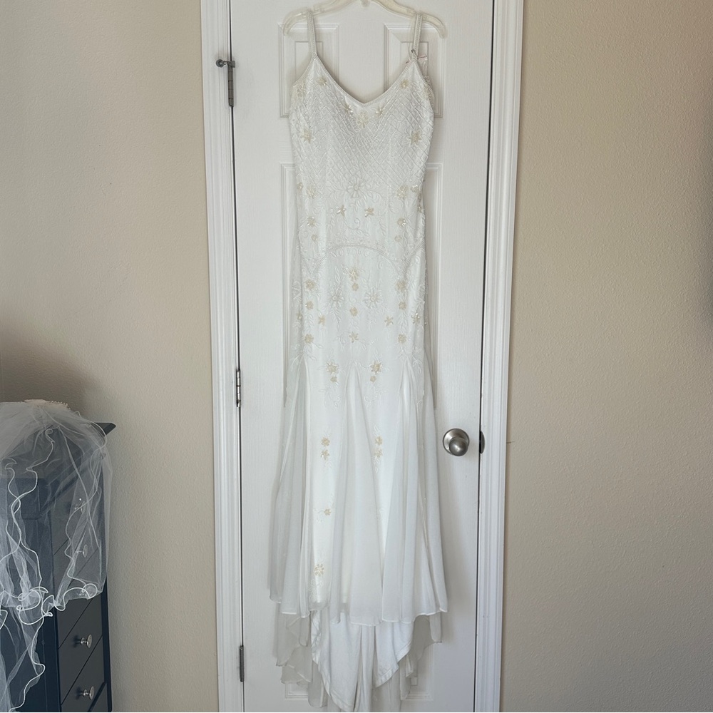 BHLDN White Lace Spaghetti-Strap Wedding Dress - Picture 3 of 16